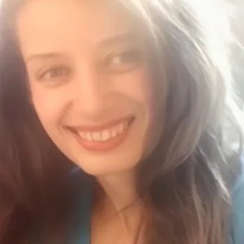 Елена Клисарска